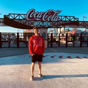 Meet your Posher, Andrew